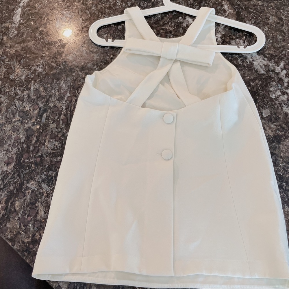 white top - Picture 2 of 4